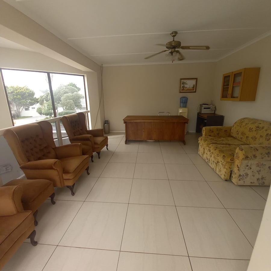 7 Bedroom Property for Sale in Royal Alfred Marina Eastern Cape